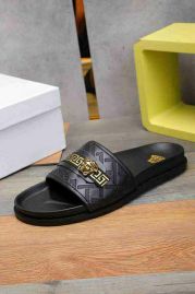 Picture of Versace Slippers _SKU833983650921950